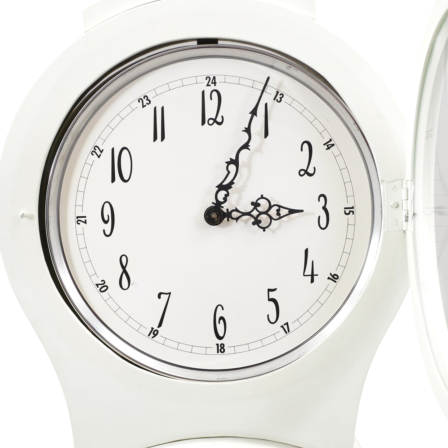 Mora Clock 17