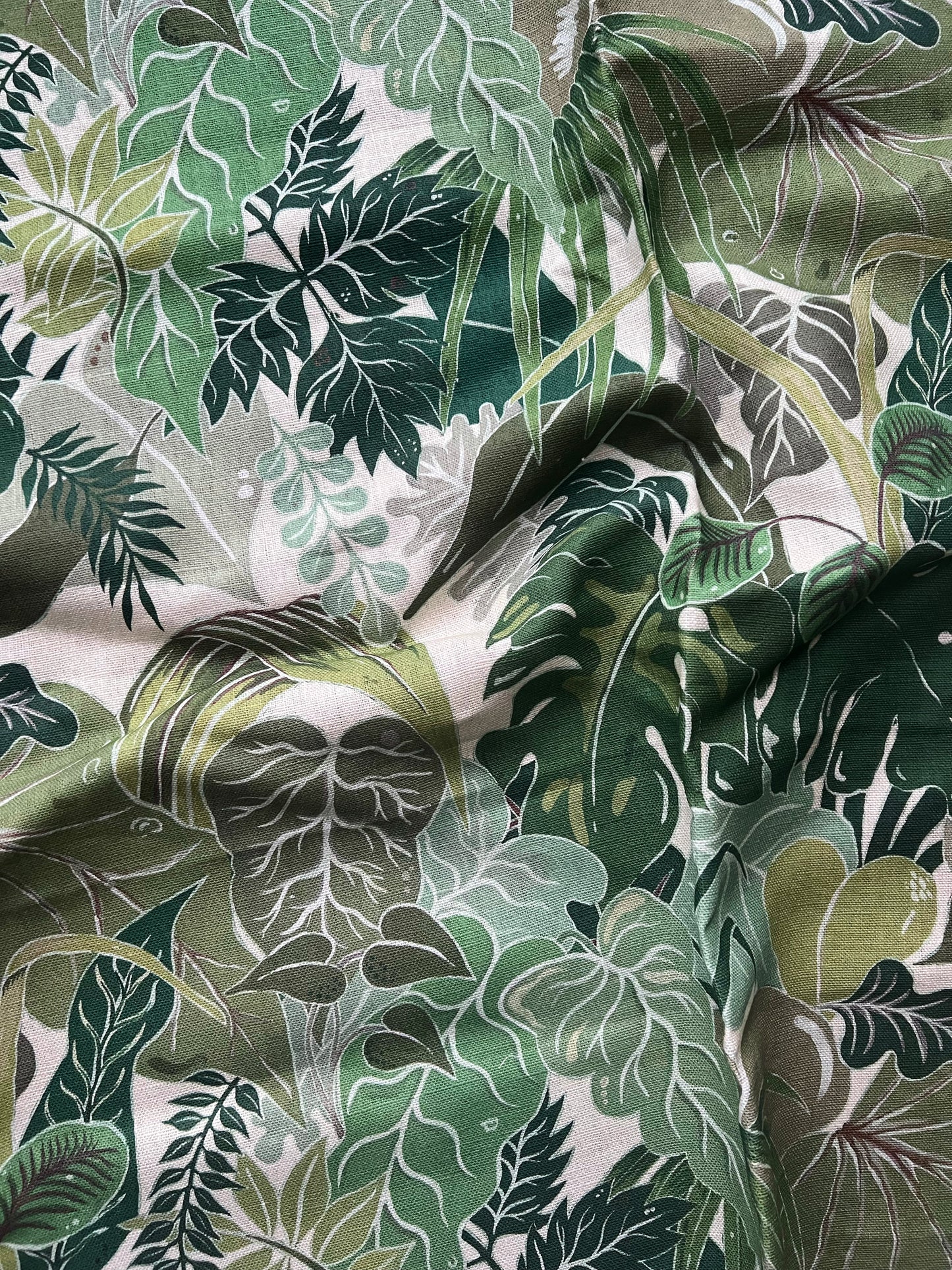 Serendipity Fabric with 100% Linen - Green - Wear The Walls