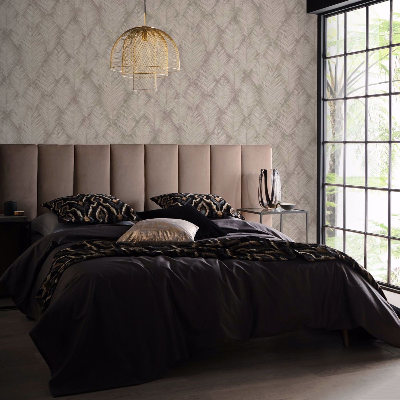 Folius Wallpaper - Gray - Clarke & Clarke