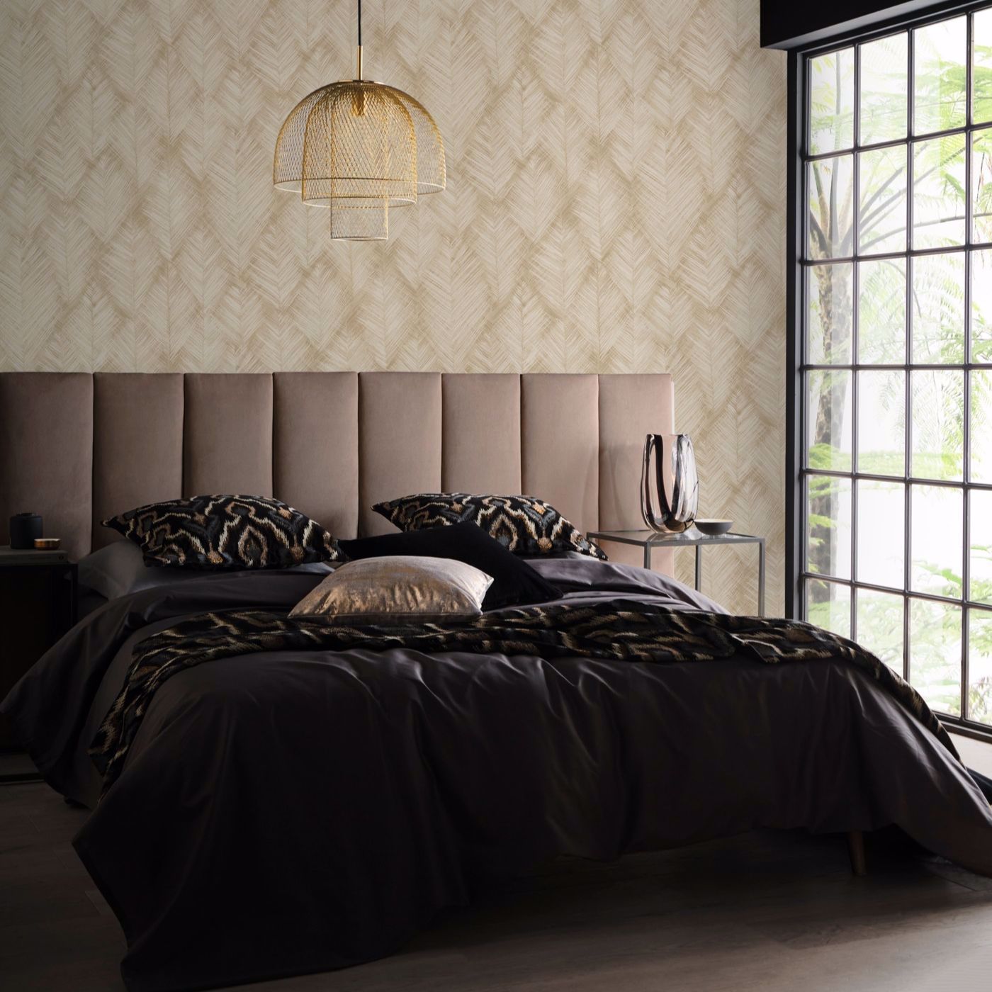 Folius Wallpaper - Cream - Clarke & Clarke